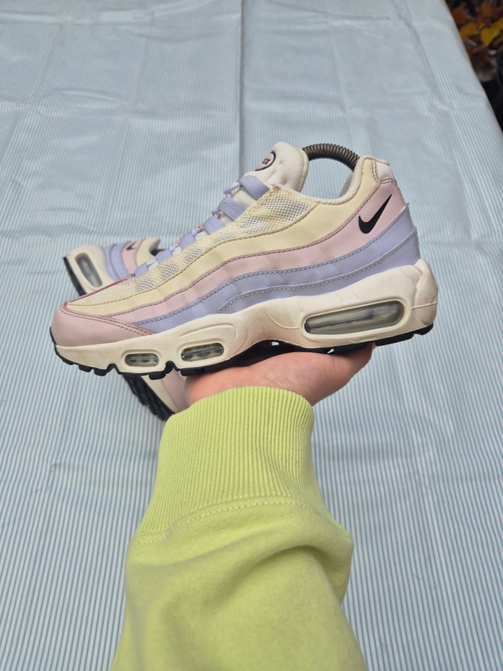 Sneakers, str. 38,5, Nike Air Max 95