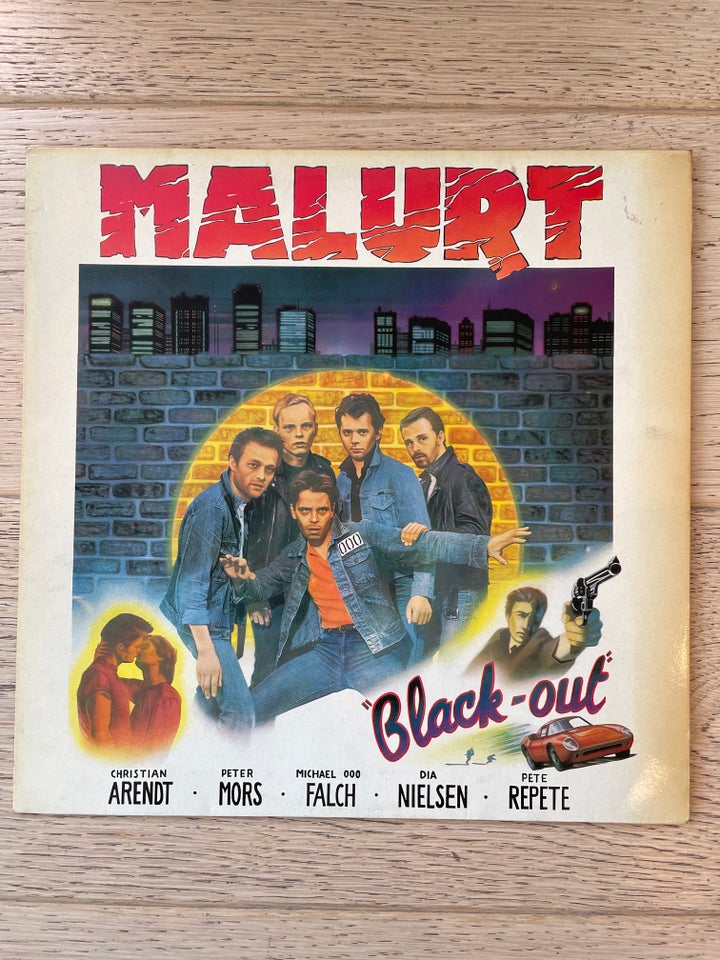 LP, Malurt, Black-out