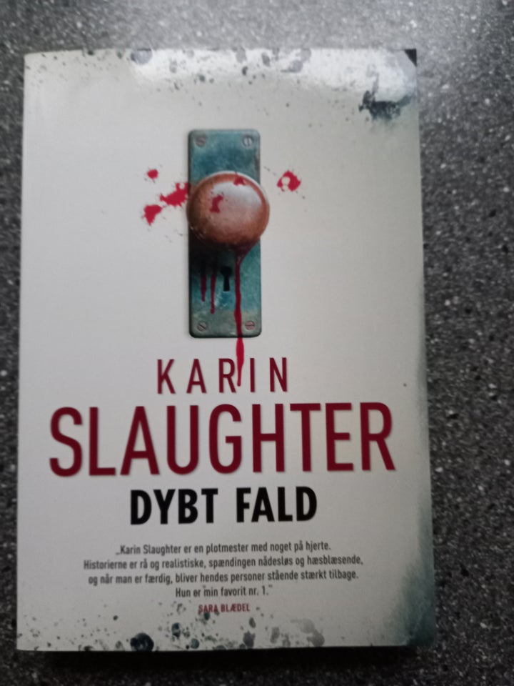 Dybt fald, Karin Slaughter, genre: