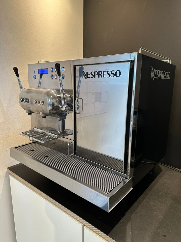 Nespresso Aguila 220, Nespresso -