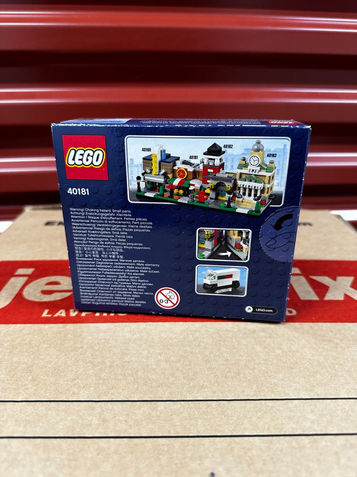 Lego andet Lego Toys R us // 40181