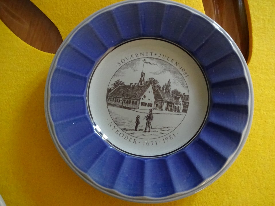 Platter Kgl Porcelæn/Aluminia