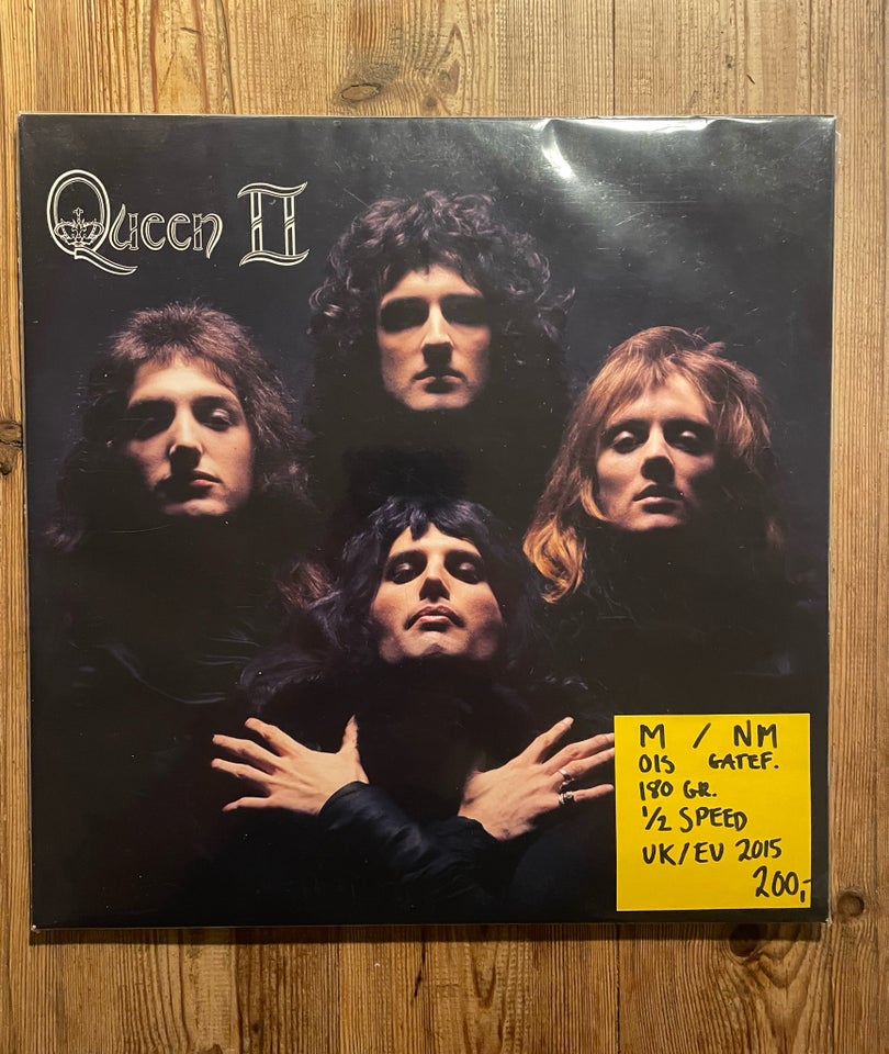 LP, Queen, 2