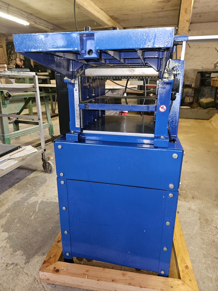 Tykkelseshøvl, Power Tool HCK 260D