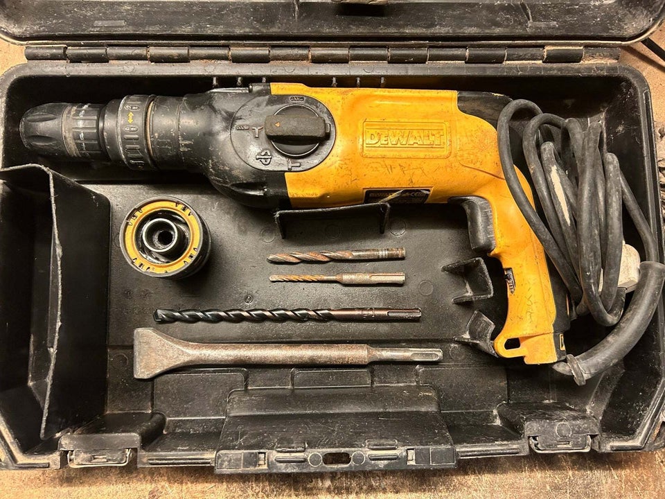 Mejselhammer DeWalt D25104-QS