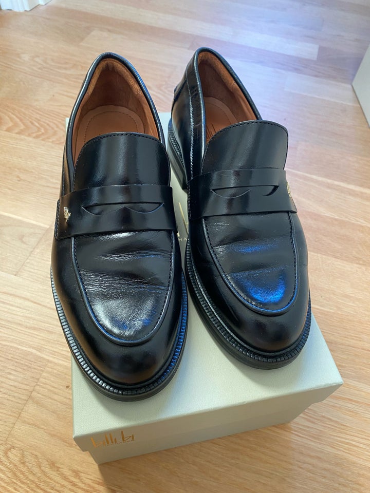 Loafers, str. 37, Billi bi