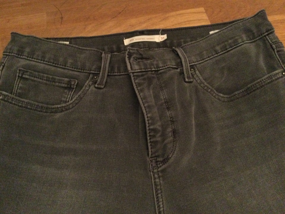 Jeans, Levis - model 311, str. 31