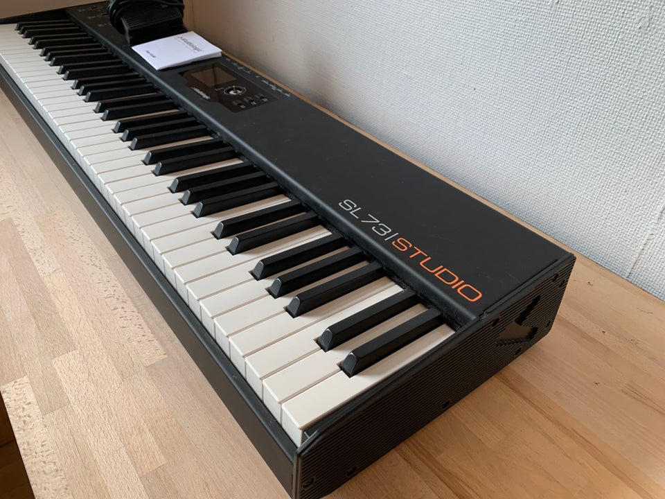 Midi keyboard, Studiologic SL73