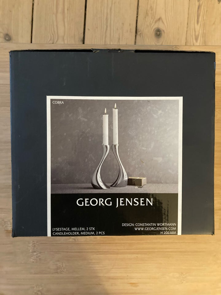 Georg Jensen “Cobra” lysestager i