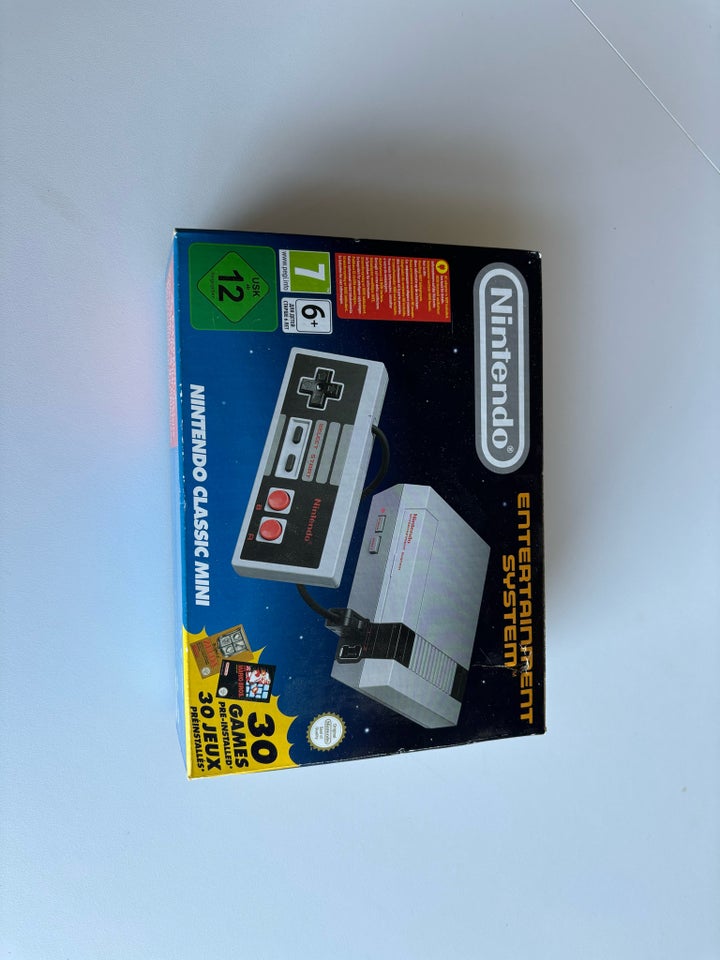 Nintendo NES, Classic mini NES, God