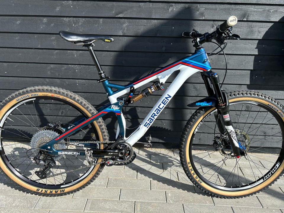 Saracen Kili flyer, full