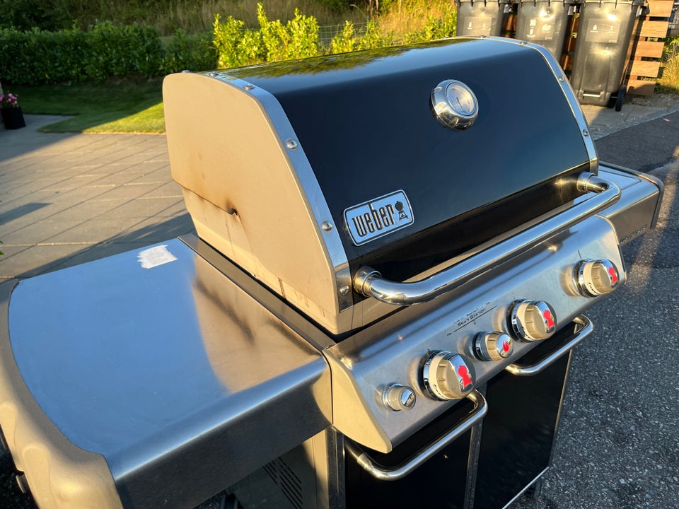 Gasgrill Weber Genesis E-330