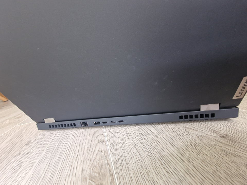 Lenovo ThinkPad P15 Gen 2i Intel