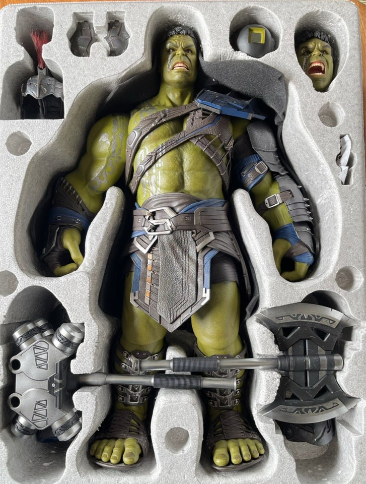 Hulk Gladiator - Ragnarok , Hot Toys