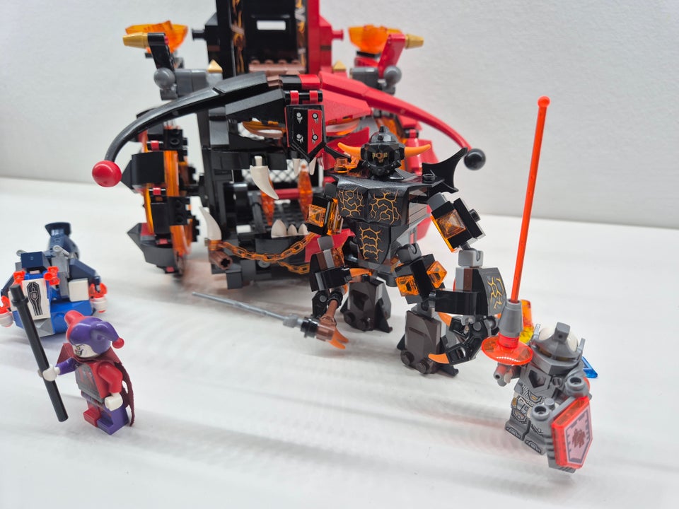 Lego Nexo Knights, 70136