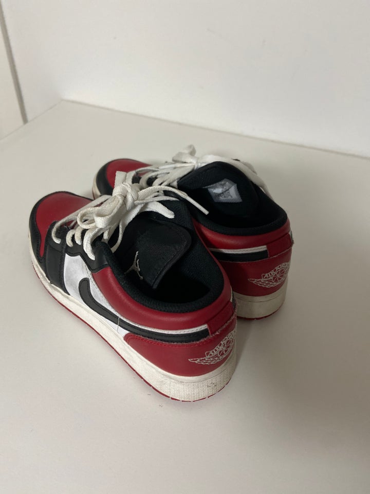 Sneakers, str. 38, Jordan 1 low