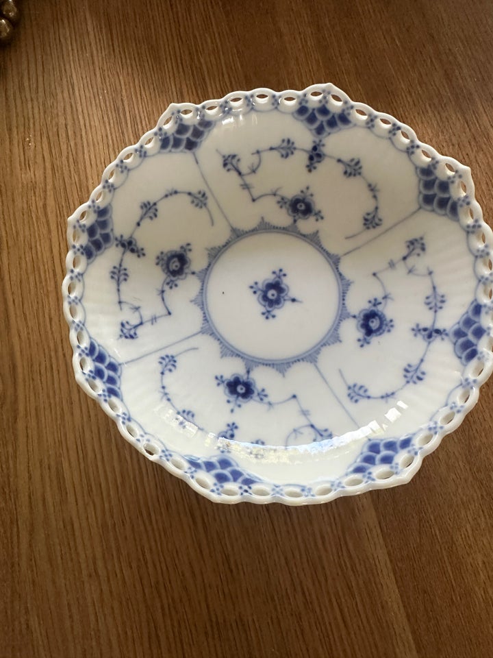 Porcelæn, Kagefad , Royal