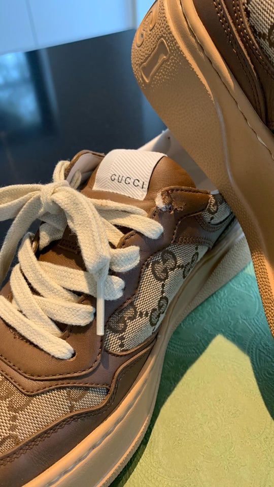 Sneakers, str. 37, Gucci