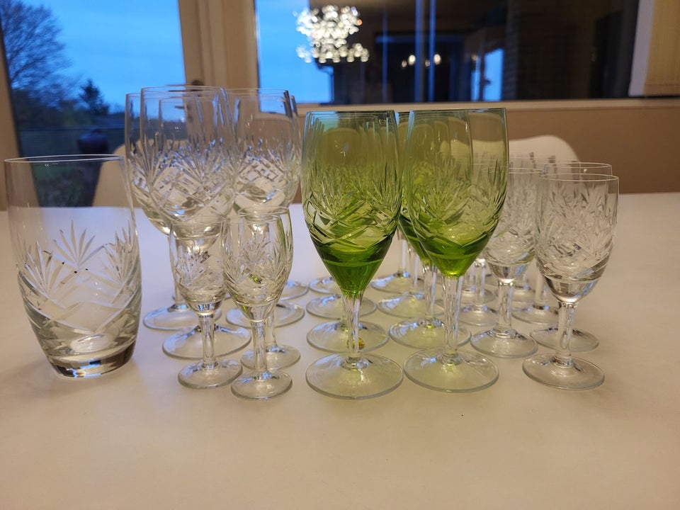 Glas, Vinglas, likørglas