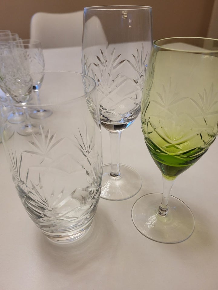 Glas, Vinglas, likørglas