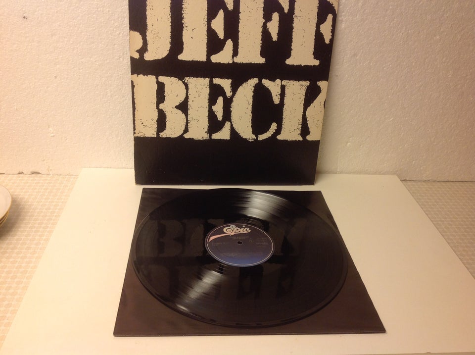 LP, Jeff Beck, There  Back : År 1980