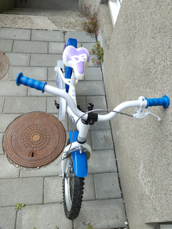 Pigecykel balancecykel Winther