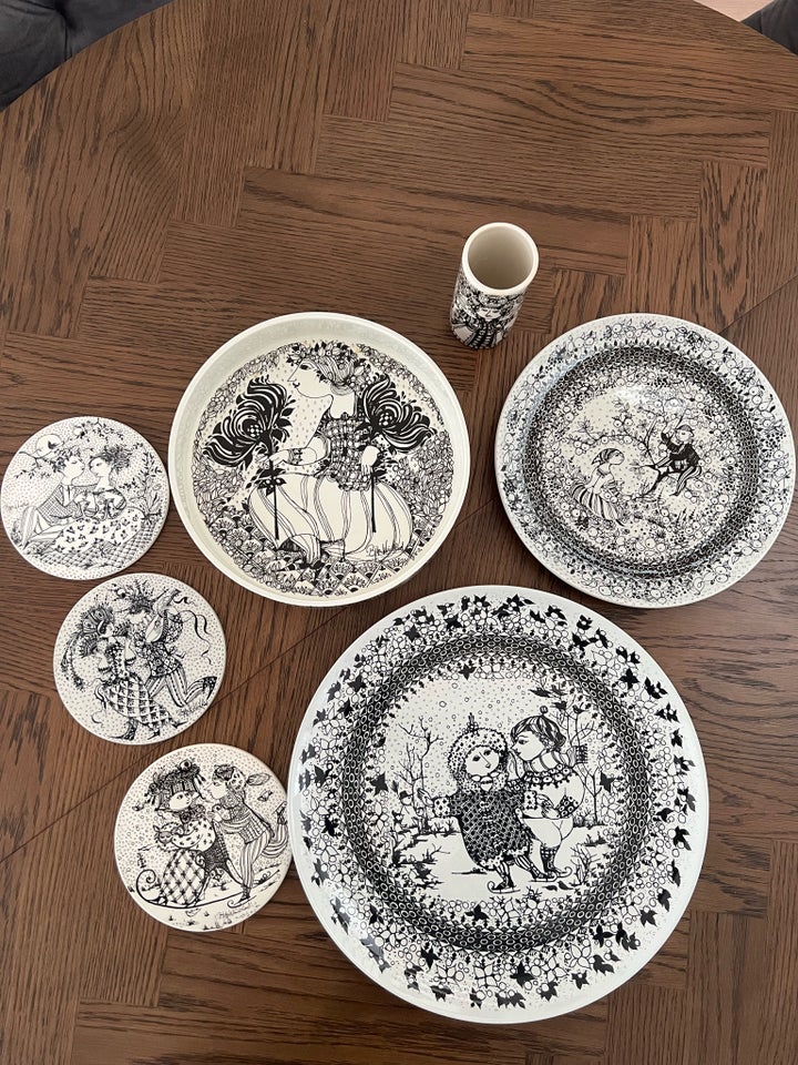 Porcelæn, Fade, vase og platter