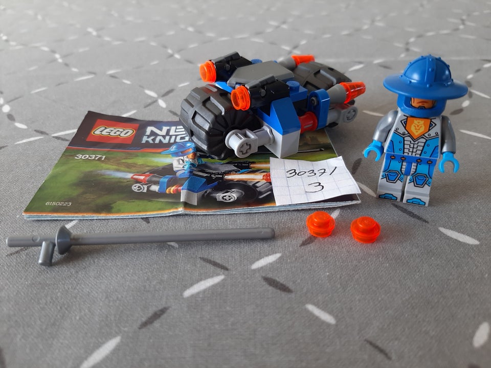 Lego Nexo Knights 30371 30376