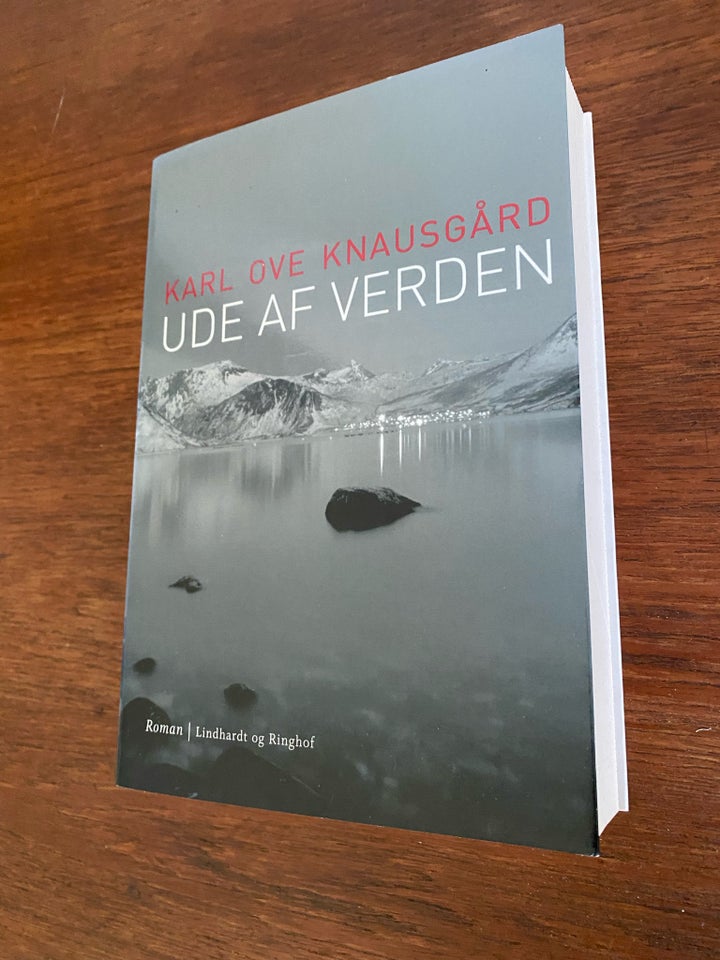 Ude af verden, Karl Ove Knausgård ,