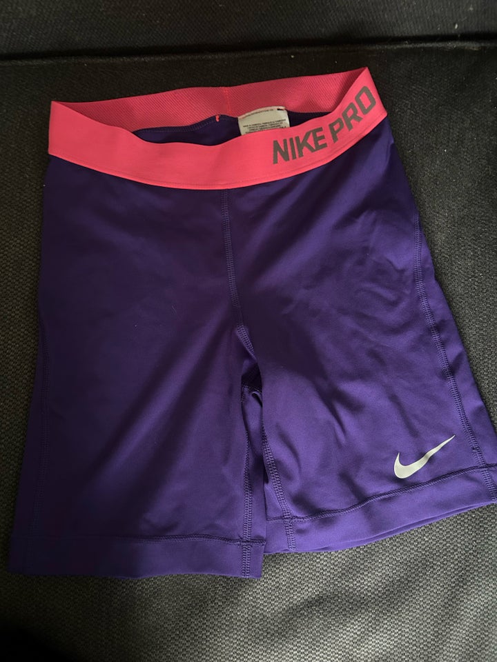 Shorts, Shorts, Nike