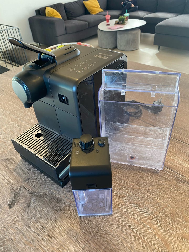 Nespresso DeLonghi, Nespresso