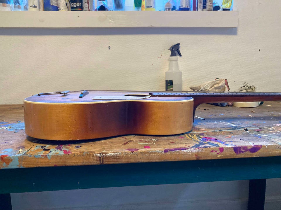 Andet Framus Parlor guitar