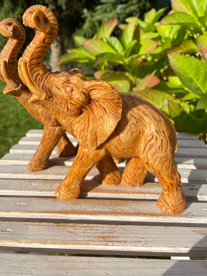 Gamle Elefant figurer