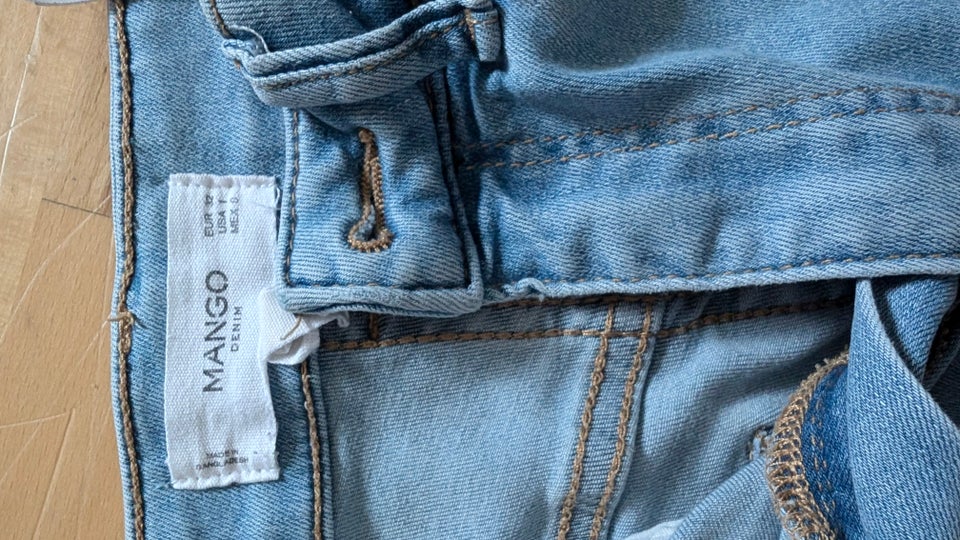 Jeans, Mango, str. 25