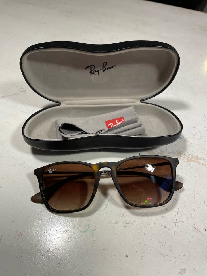 Solbriller herre, Ray Ban 4187