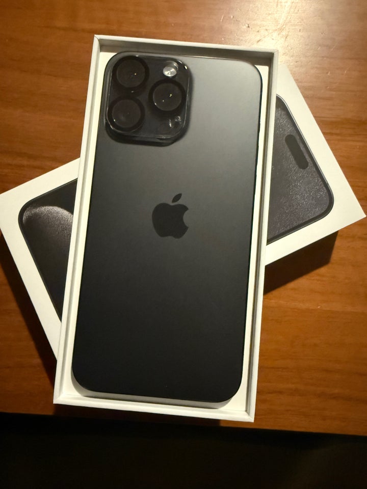 iPhone 15 Pro Max, 1024 GB