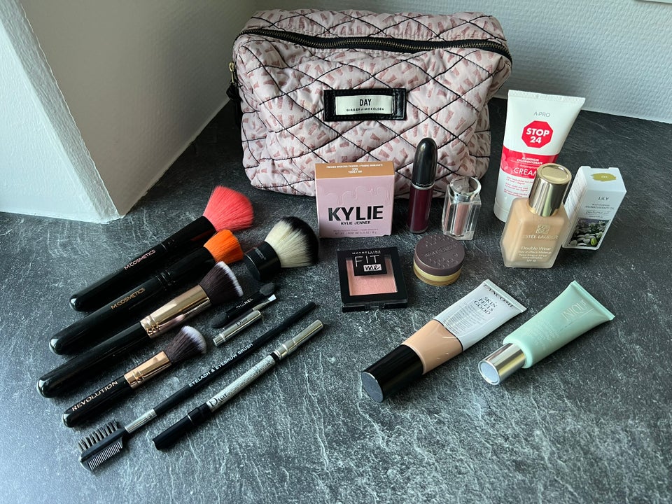 Makeup Blandet makeup Kylie