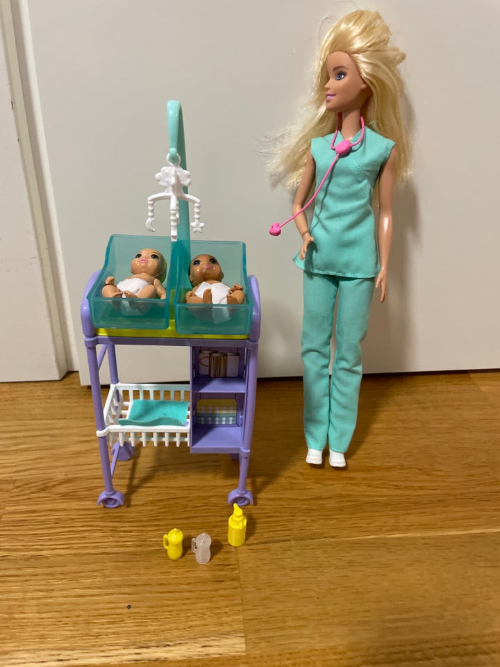 Barbie, Barbie doctor