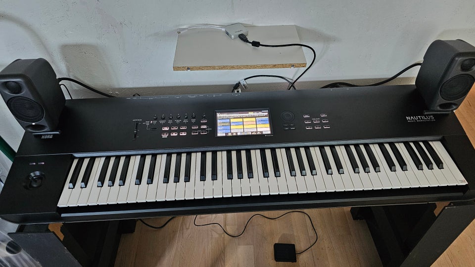 Workstation, Korg Nautilus 73