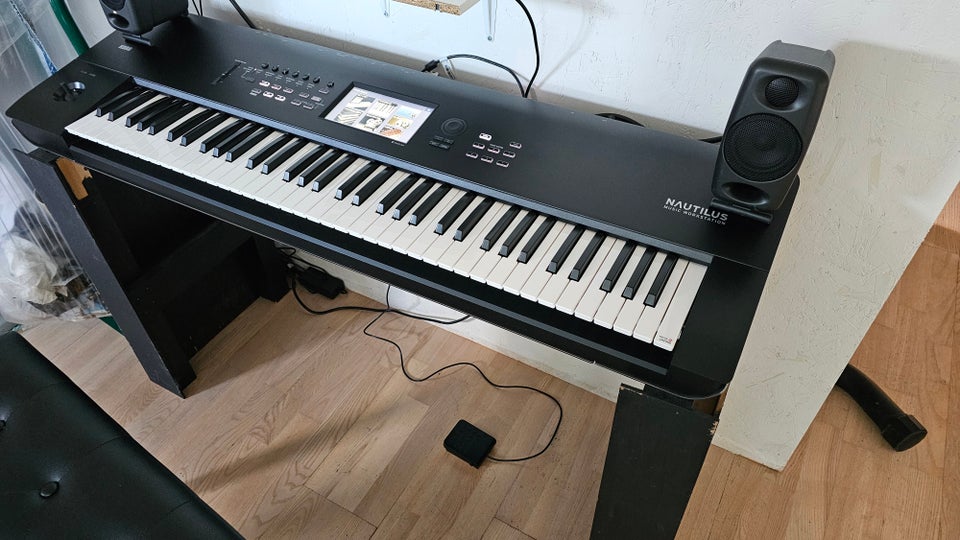 Workstation, Korg Nautilus 73