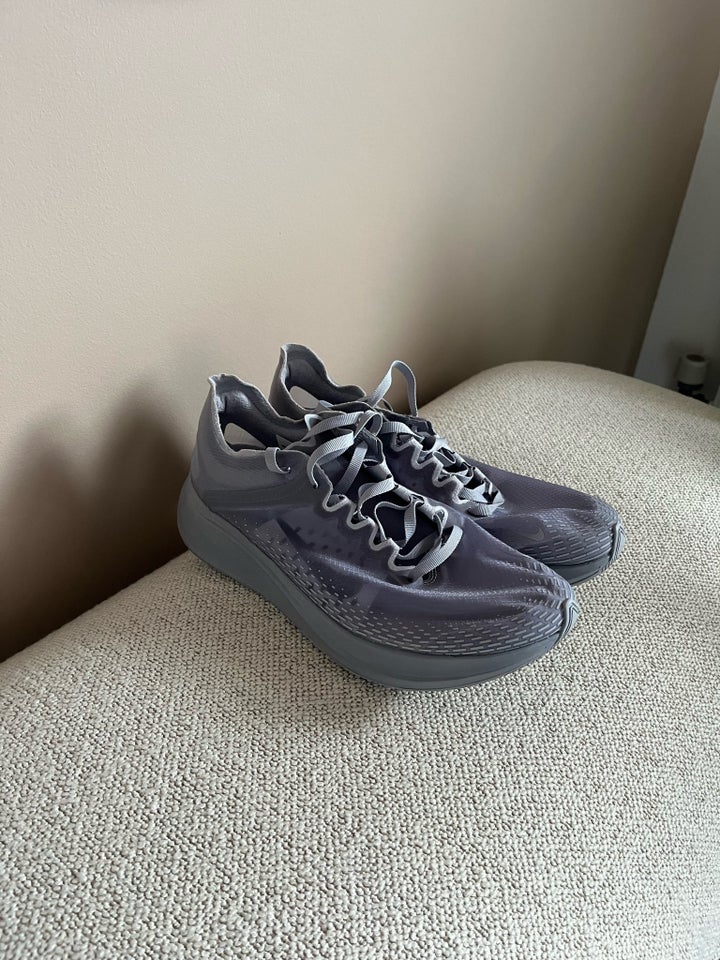 Sportssko, Nike Zoom Fly, str. 42,5