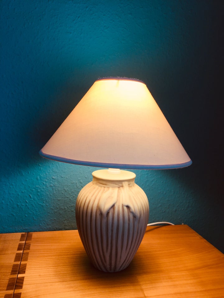 Lampe Stentøj