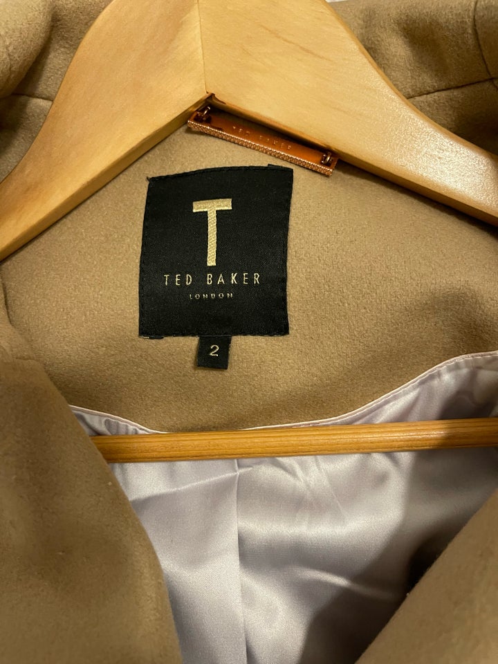 Frakke, str. 38, Ted Baker