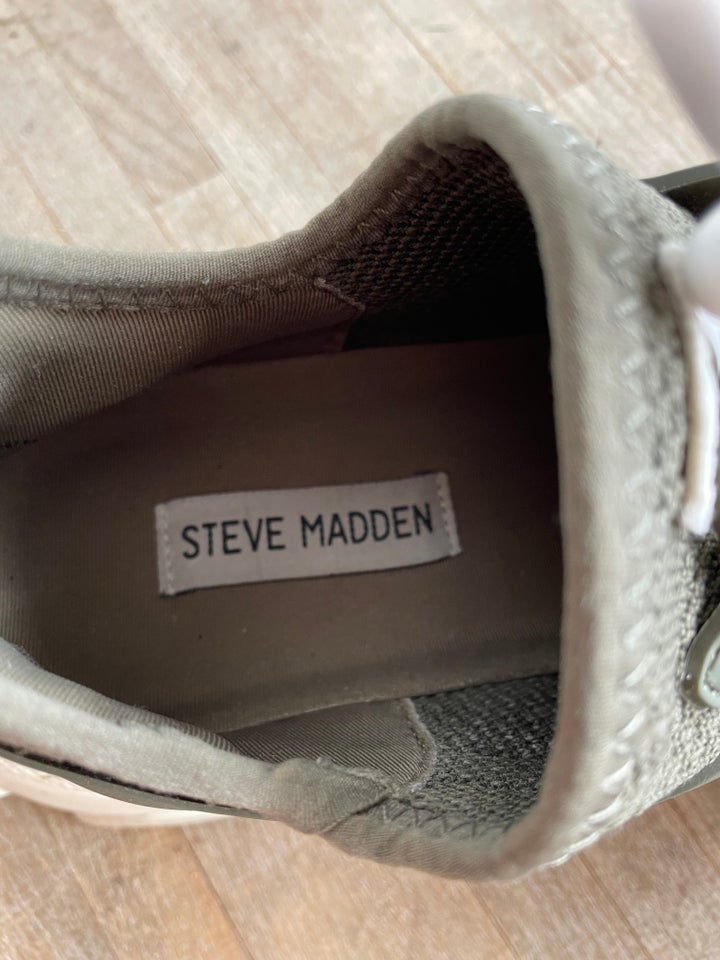 Sneakers str 38 Steve Madden