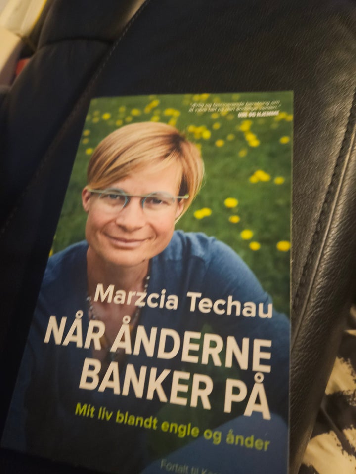 Når ånderne banker på Marzcia