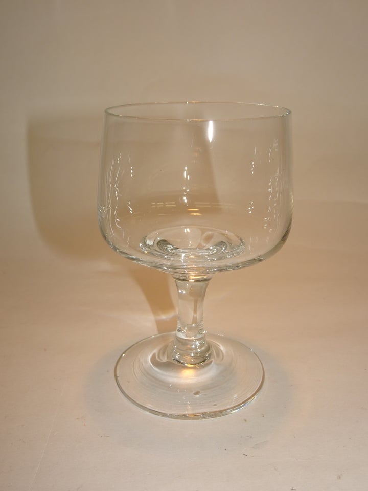 Glas, Mandalay, Holmegård