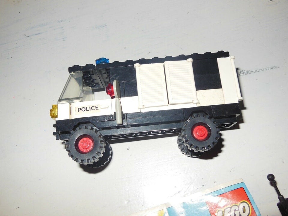 Lego andet LEGO 6681 Police Van