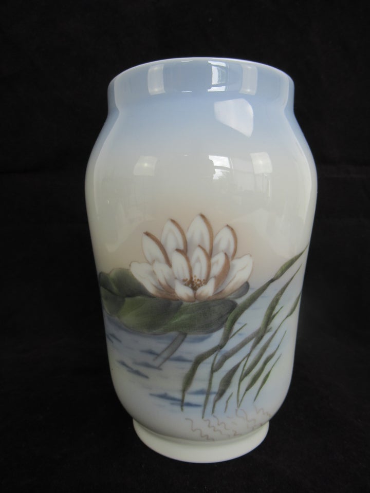 Vase Med Åkande 2669/1