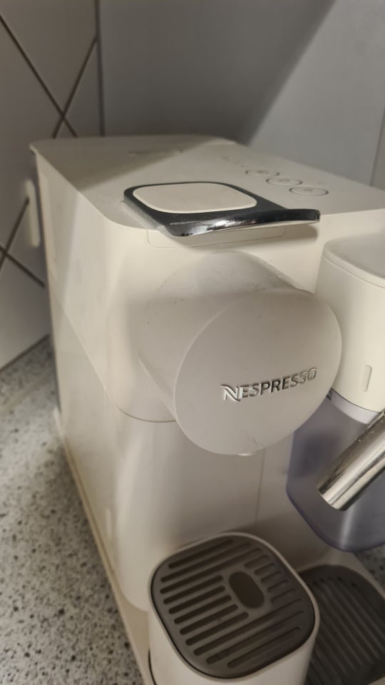 Nespresso Kaffemaskine