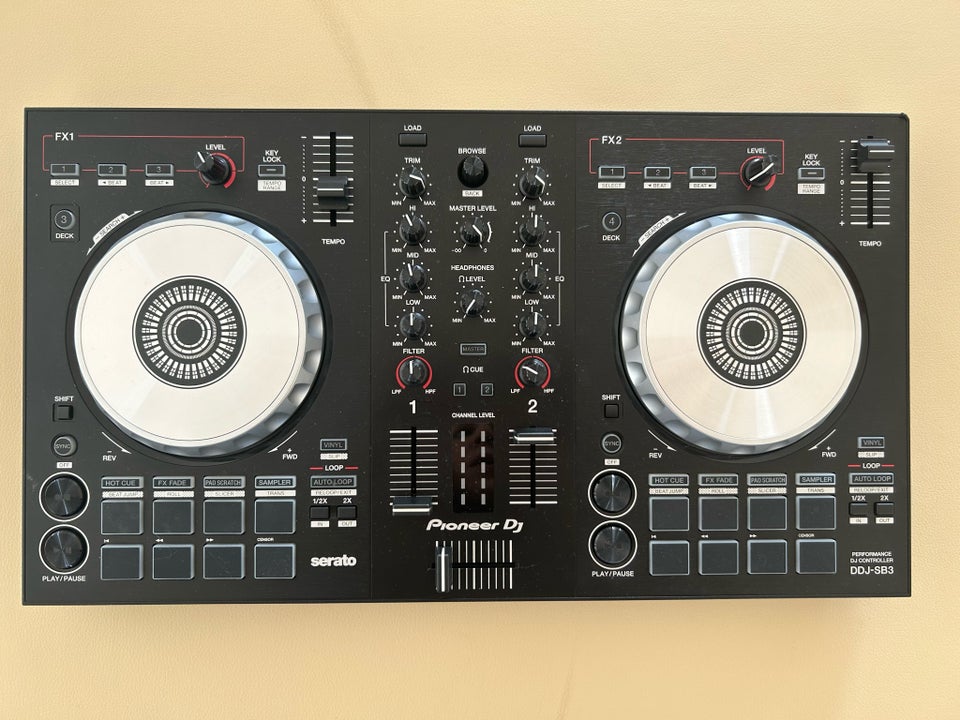 DJ controller, Pioneer DDJ-SB3